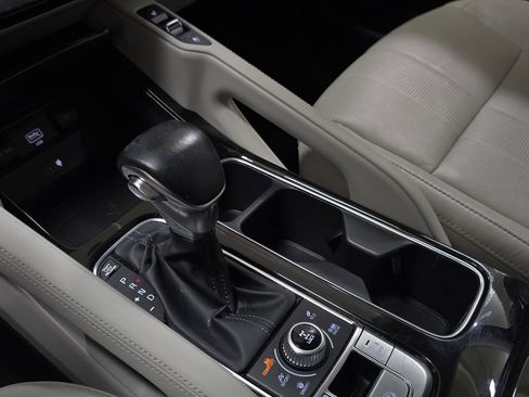 Used 2020 Kia Telluride EX w/ EX Premium Package image 26