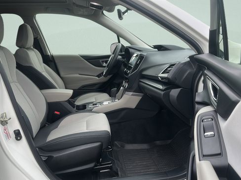 Used 2019 Subaru Forester Premium AWD/4WD image 30