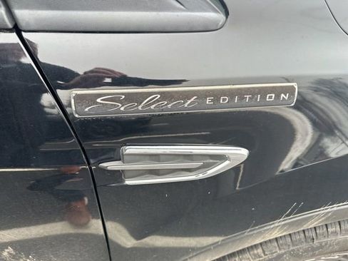 Used 2017 Ford Escape Titanium w/ Equipment Group 301A image 5