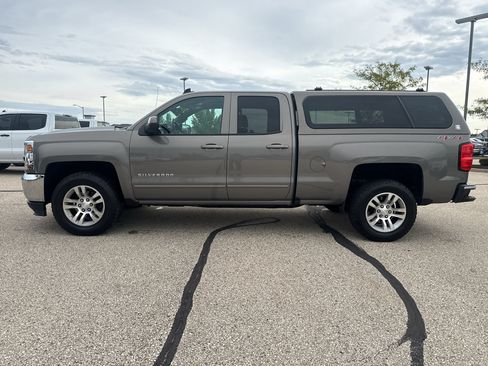 Used 2017 Chevrolet Silverado 1500 LT w/ All Star Edition AWD/4WD image 2
