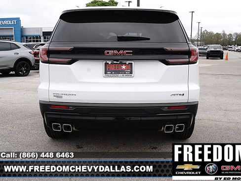 New 2026 GMC Acadia AT4 w/ Luxury Package AWD/4WD image 6