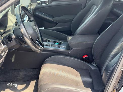Used 2022 Honda Civic Sport image 4