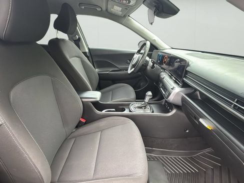 Certified 2024 Hyundai Kona SEL FWD image 40