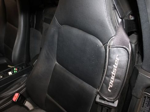 Used 2002 BMW Z3 2.5i RWD image 8