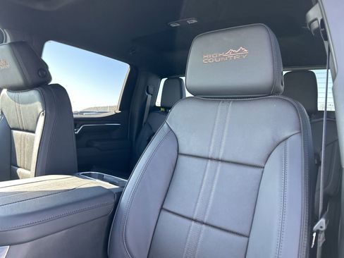 New 2026 Chevrolet Silverado 1500 High Country w/ Technology Package AWD/4WD image 23
