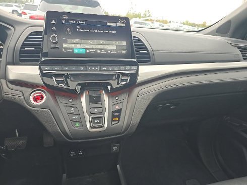 Used 2025 Honda Odyssey Sport-L image 8