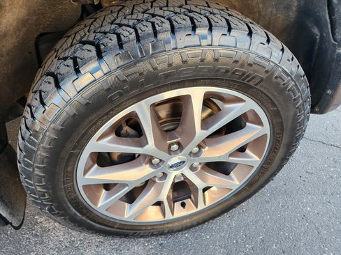 Used 2015 Ford Expedition EL Limited w/ Equipment Group 301A image 30