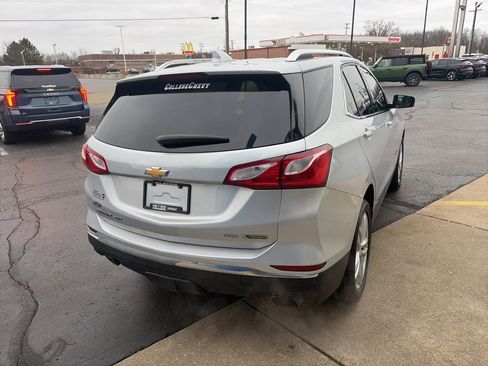 Used 2018 Chevrolet Equinox Premier image 7