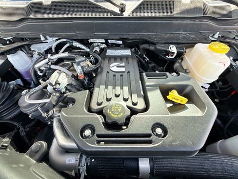 New 2026 RAM 5500 Tradesman AWD/4WD image 34