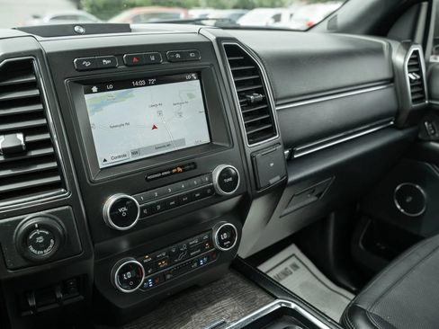 Used 2019 Ford Expedition Max Limited w/ Special Edition Package AWD/4WD image 27