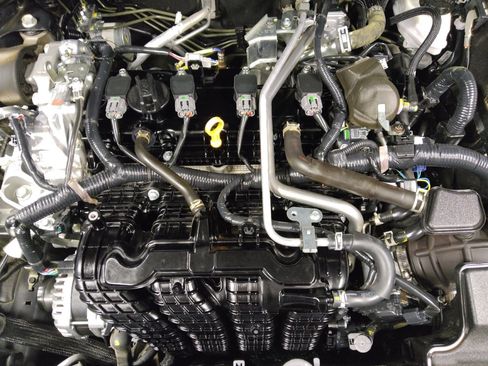 Used 2025 Nissan Altima 2.5 SV FWD image 30
