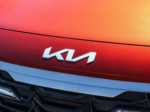 Certified 2024 Kia Seltos S FWD image 6