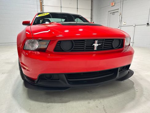 Used 2012 Ford Mustang Boss 302 w/ Boss 302 Accessory Pkg RWD image 4