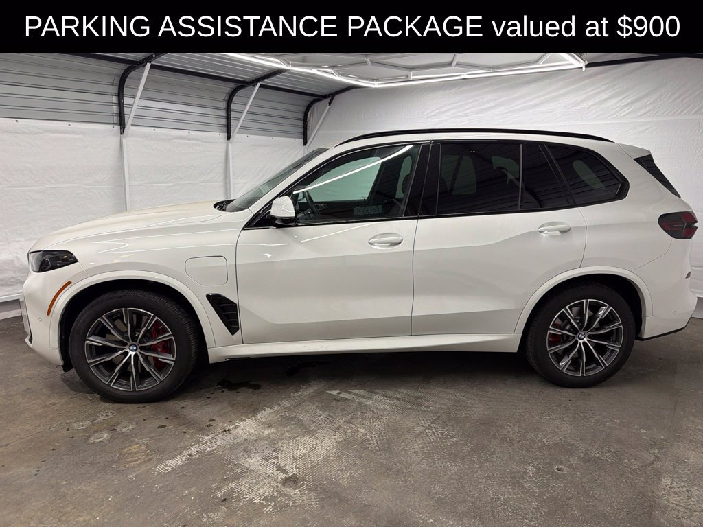 Used 2026 BMW X5 xDrive50e w/ M Sport Package AWD/4WD image 4