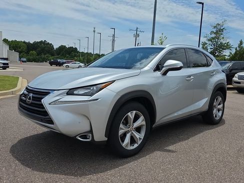 Used 2017 Lexus NX 200t FWD w/ Premium Package image 7