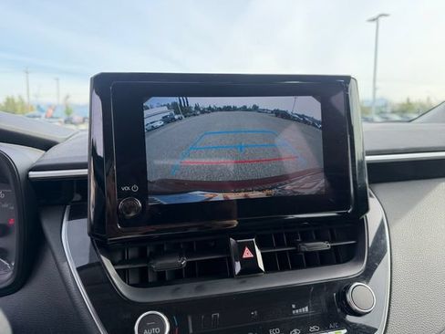 Used 2024 Toyota Corolla LE FWD image 16