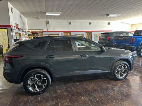 New 2026 Chevrolet Trax LT w/ Driver Confidence Package image 7