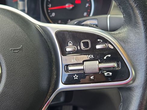 Used 2019 Mercedes-Benz C 300 Sedan image 14