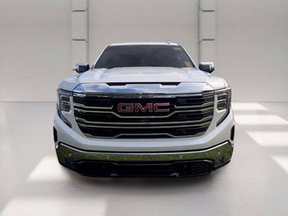 Certified 2022 GMC Sierra 1500 SLT w/ SLT Premium Plus Package
