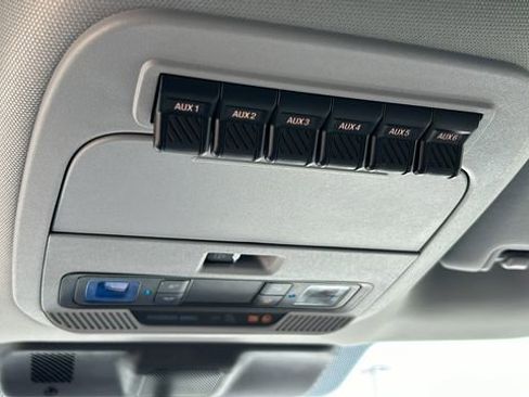 New 2025 Ford F550 4x4 SuperCab Super Duty image 18