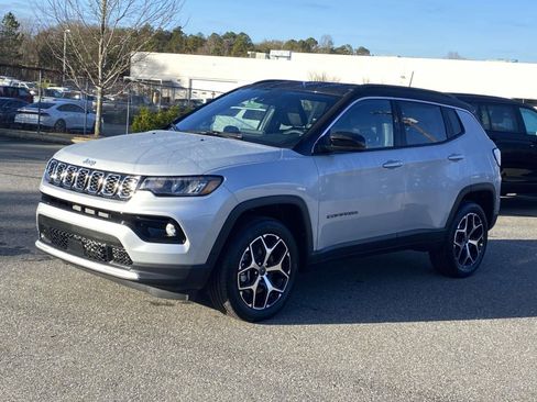 New 2026 Jeep Compass Limited image 3