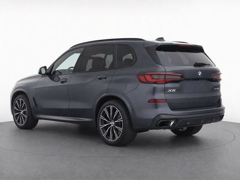 Used 2021 BMW X5 xDrive40i w/ M Sport Package AWD/4WD image 7