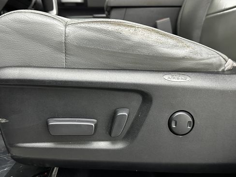 Used 2020 Toyota Tundra Limited image 15