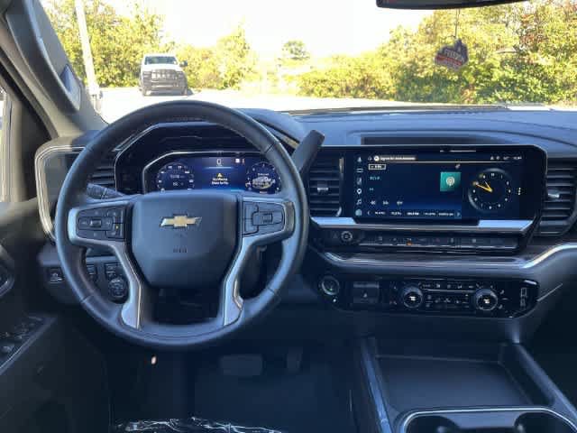 Used 2025 Chevrolet Silverado 3500 LT w/ All Star Edition AWD/4WD image 13