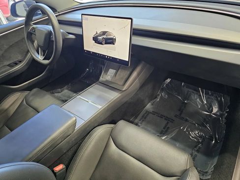 Used 2024 Tesla Model 3 Performance AWD/4WD image 5