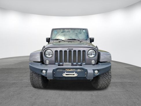 Used 2016 Jeep Wrangler Unlimited Sahara image 19