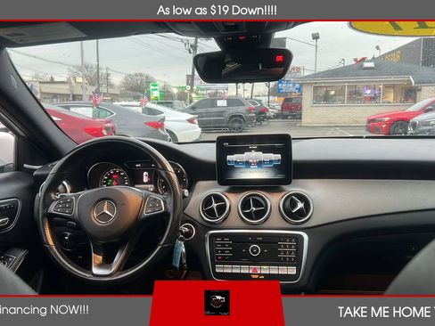 Used 2019 Mercedes-Benz GLA 250 4MATIC image 9