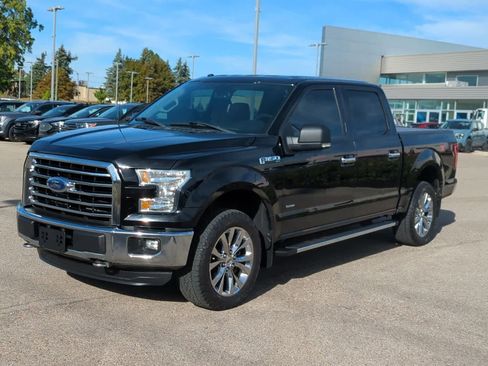Used 2016 Ford F150 XLT w/ Equipment Group 302A Luxury image 4