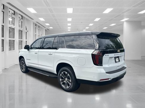 New 2026 Chevrolet Suburban LS RWD image 7