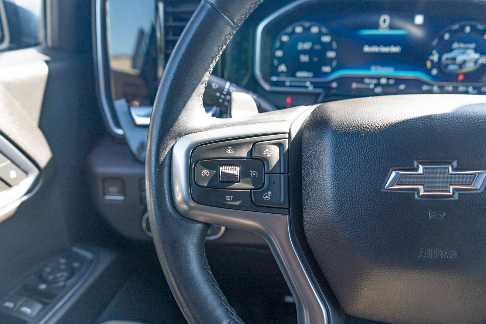 Used 2023 Chevrolet Silverado 1500 LT Trail Boss AWD/4WD image 27