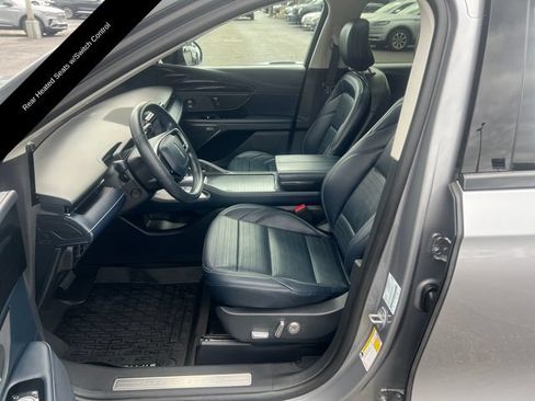Used 2024 Lincoln Nautilus Reserve w/ Equipment Group 202A AWD/4WD image 14