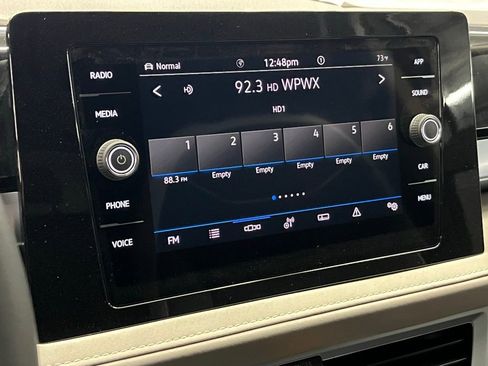 New 2025 Volkswagen Taos SE image 27