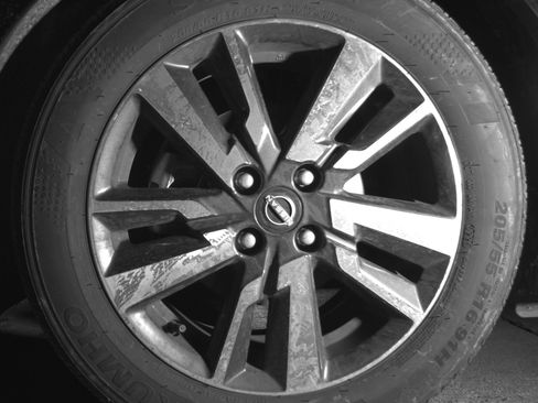 Used 2025 Nissan Versa SV FWD image 12