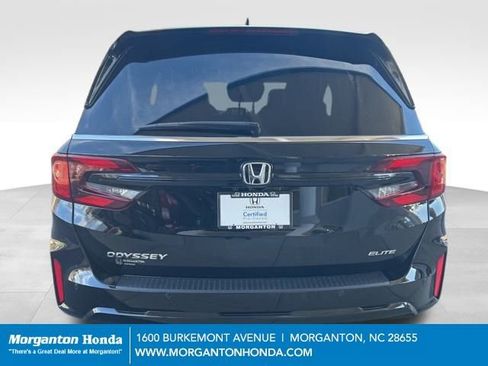 Used 2025 Honda Odyssey Elite image 8