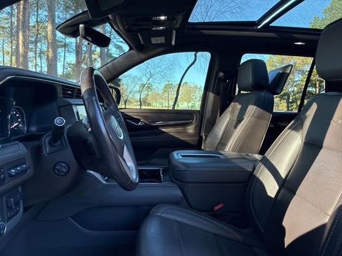 Used 2021 GMC Yukon Denali w/ Denali Ultimate Package image 22