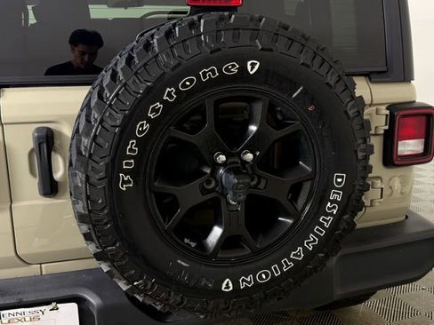 Used 2022 Jeep Wrangler Sport AWD/4WD image 14