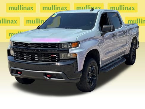 Used 2019 Chevrolet Silverado 1500 Custom Trail Boss w/ Custom Convenience Package AWD/4WD image 12