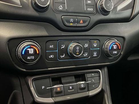 Used 2022 GMC Terrain AT4 w/ Infotainment Package II image 31