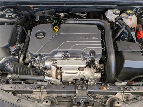 Used 2023 Chevrolet Malibu LT image 22