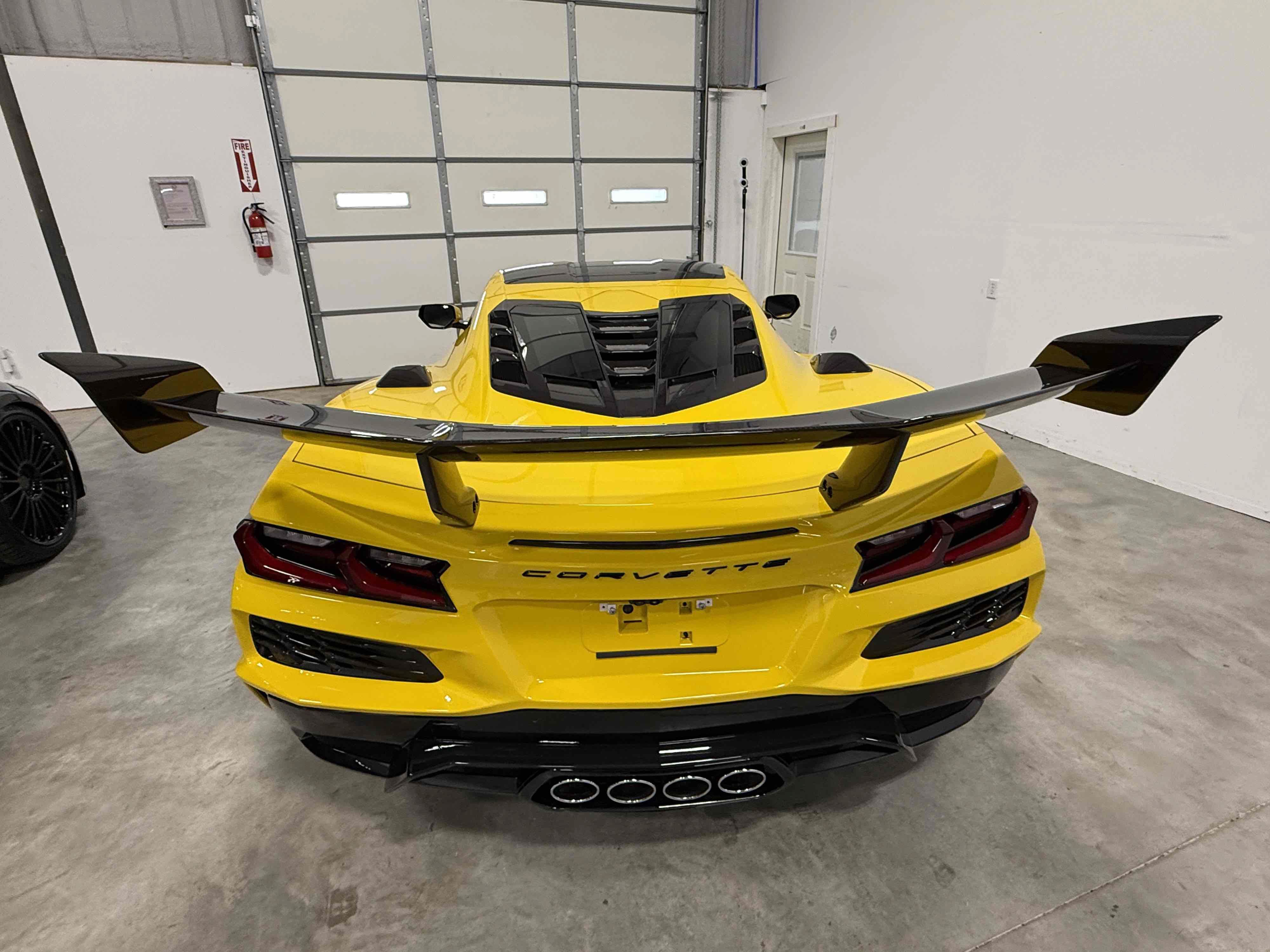 Used 2026 Chevrolet Corvette ZR1 w/ ZR1 Carbon Fiber Aero Package RWD image 70