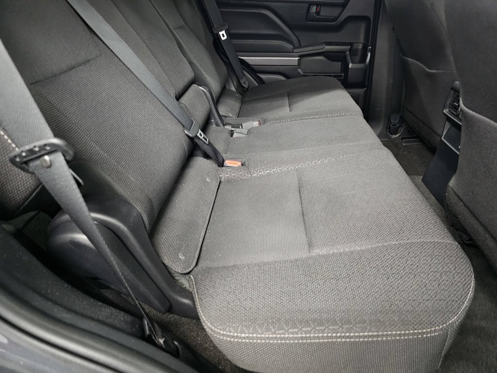 Used 2025 Toyota 4Runner SR5 AWD/4WD image 22