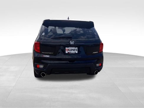 Used 2024 Honda Passport EX-L image 8