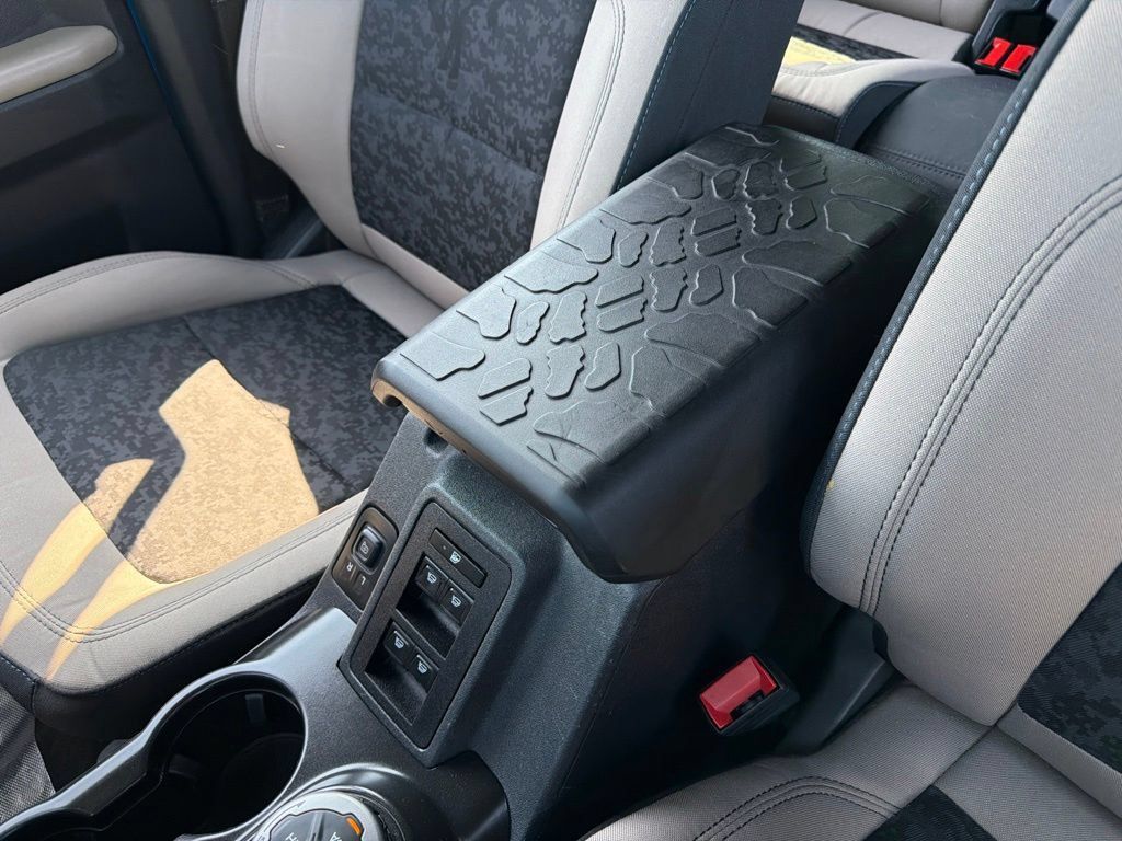 Used 2022 Ford Bronco Wildtrak AWD/4WD image 28