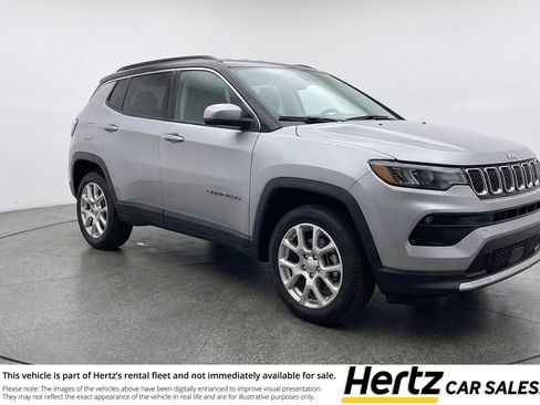 Used 2025 Jeep Compass Limited AWD/4WD image 1