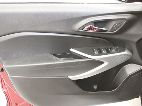 Used 2024 Chevrolet Trax RS w/ Driver Confidence Package FWD image 23