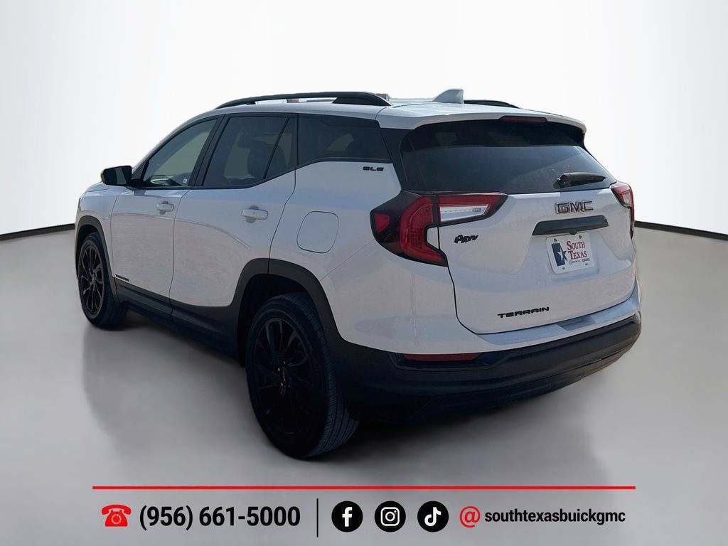Used 2024 GMC Terrain SLE w/ Driver Convenience Package FWD image 6